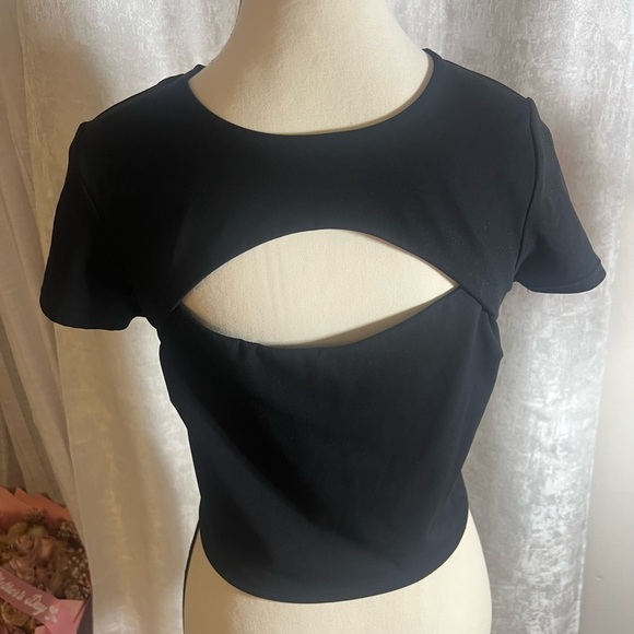 Garage Black Fitted Crop T-Shirt - Picture 4 of 9